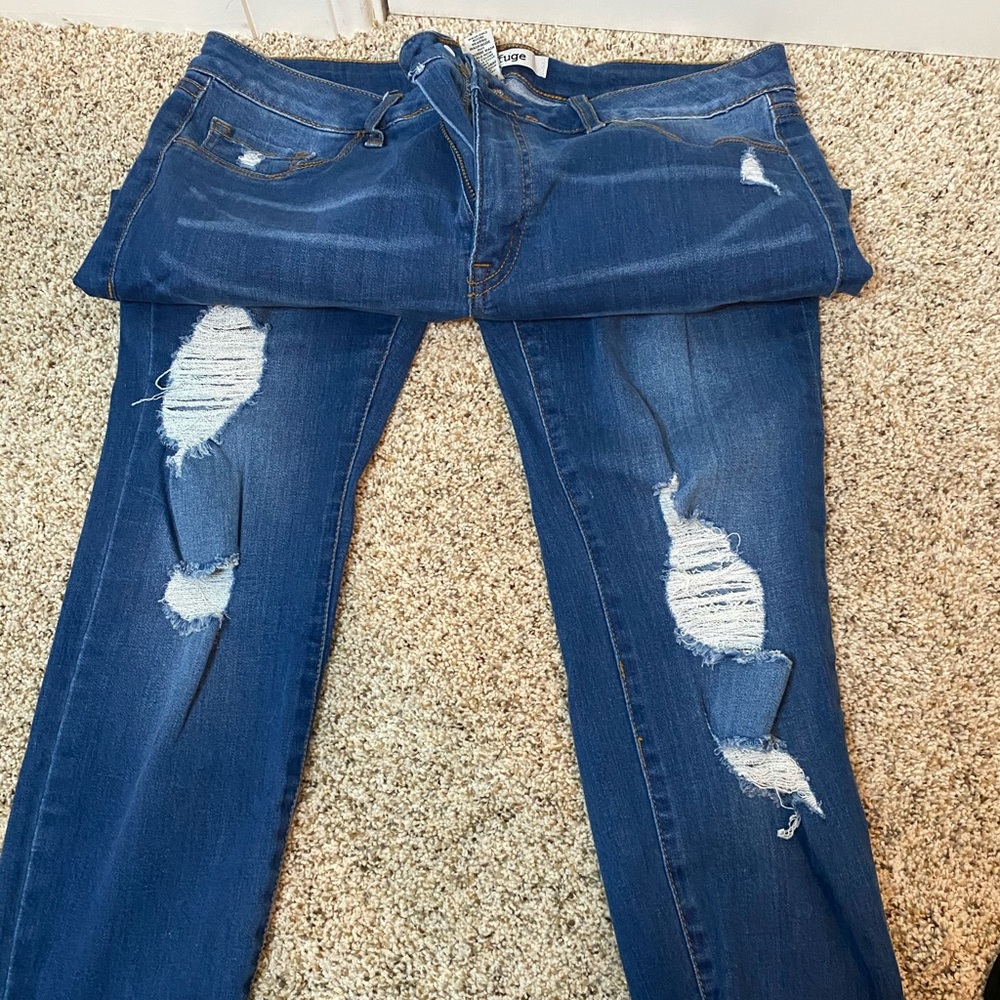 Ripped jeans